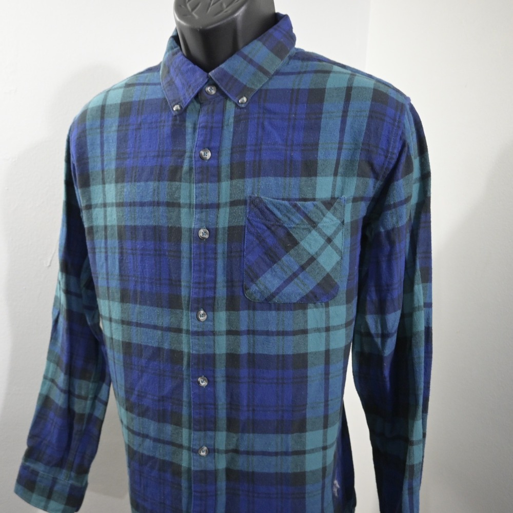 Magellan Outdoors Flannel Button Up Mens M Classic Fit Blue Green Plaid Pocket